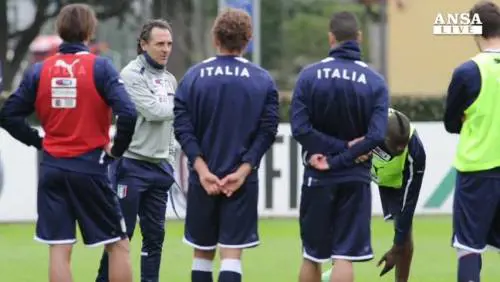 Italia, inizio turbolento: che spavento!