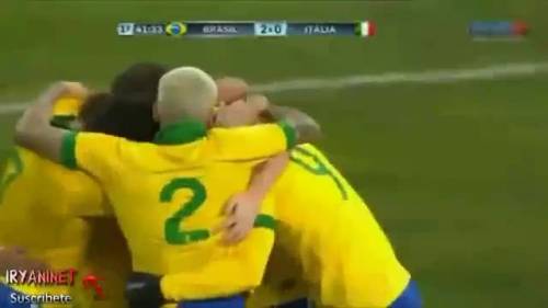 Italia-Brasile: i gol di De Rossi e Balotelli