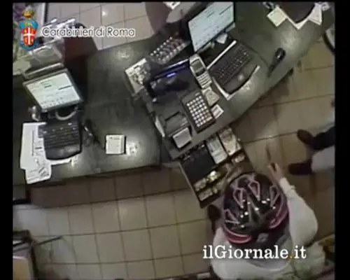 Roma, arrestato rapinatore di farmacie