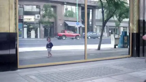 Lo spot che fa tornare bambini...