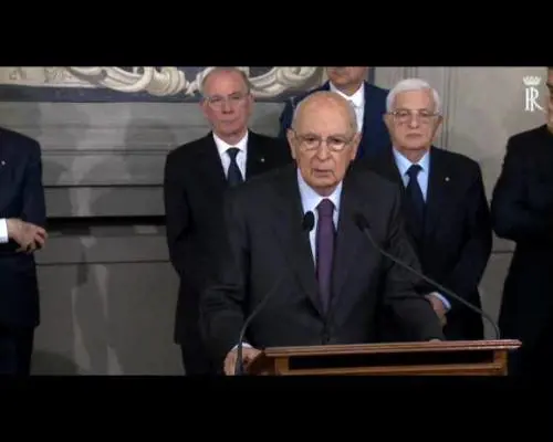 Napolitano: "Piena fiducia a Letta"