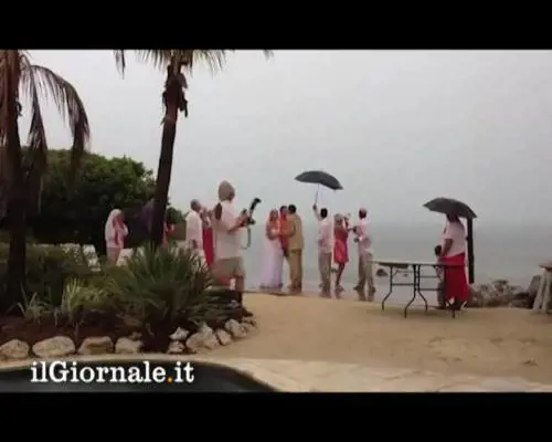 Fulmine interrompe un matrimonio