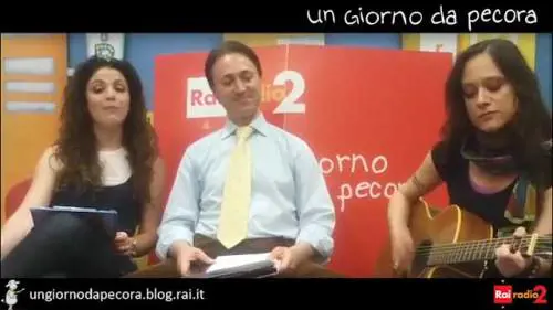 L'intervista cantata a Mastrangeli
