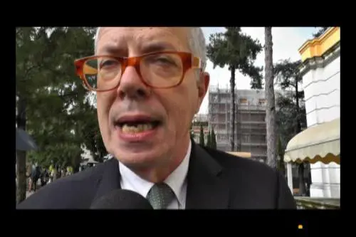 Messori: "Solo l'Europa non basta"