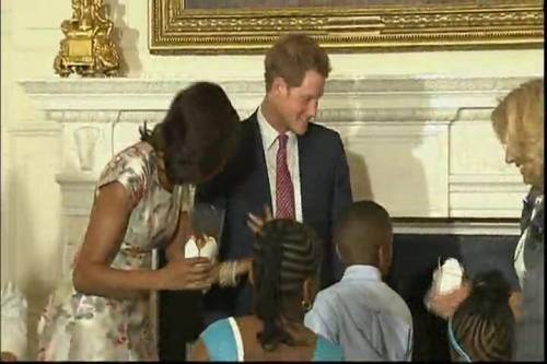 Il principe Harry ospite di Michelle Obama