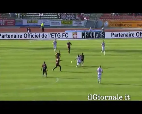 Un gol impressionante da 60 metri