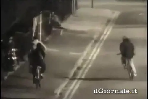 Gang spara ad agenti in borghese