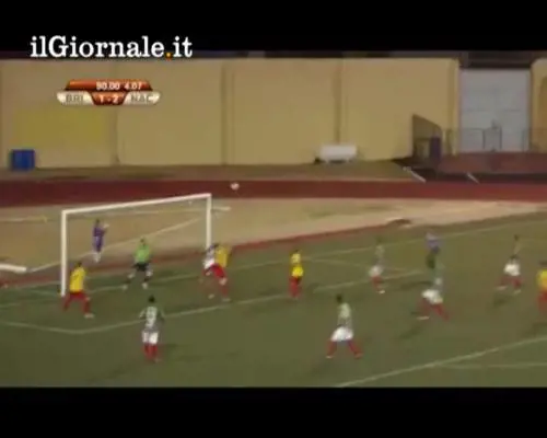 Portiere segna al 94° minuto