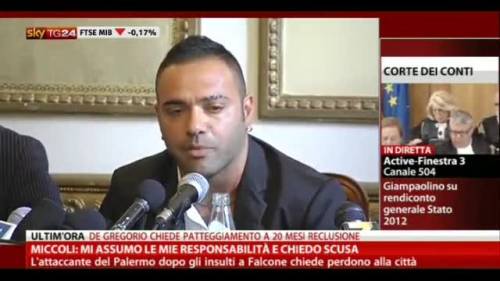 Miccoli in lacrime chiede scusa