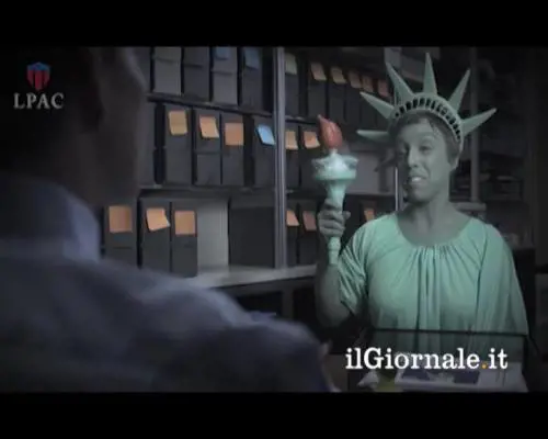 Anche la Statua della Libertà è clandestina!