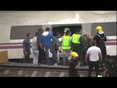 80 morti nell'incidente ferroviario