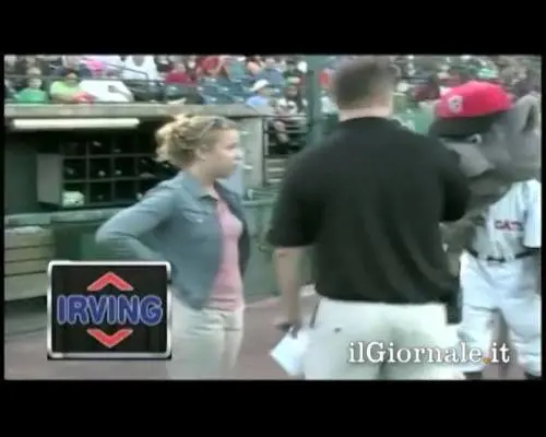 Non ci sta davanti a 60mila spettatori