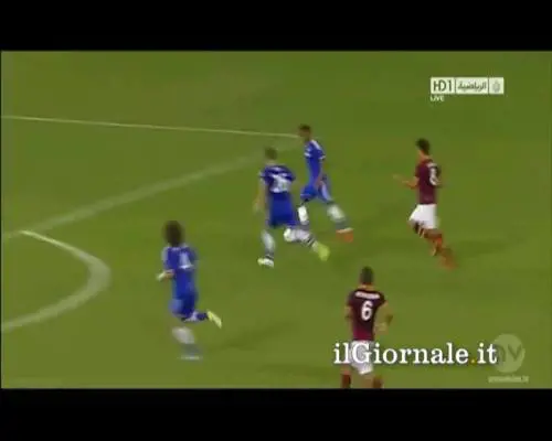 Papera del portiere del Chelsea e la Roma va il gol