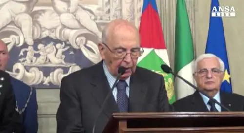 Napolitano blinda governo: "La crisi sarebbe fatale"