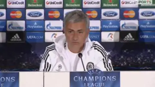 L'ennesima di Mourinho, lascia la conferenza stampa