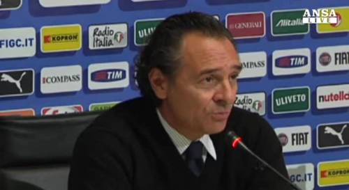 Prandelli: "Porterò la Nazionale a Lampedusa"