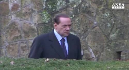 Berlusconi: "Adesso basta guerra nel Pdl"
