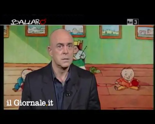 Crozza ai sindacati: "Non è colpa di Letta ma del dettato in tedesco"