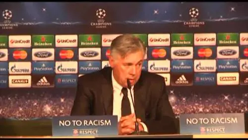 Ancelotti: "Dico solo che ci sono cinque arbitri..."