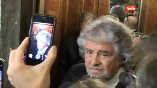 Grillo al Senato: "Dobbiamo riprenderci il Paese"