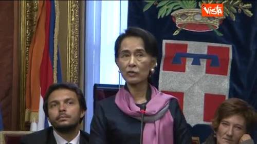 Torino, cittadinanza onorari a San Suu Kyi
