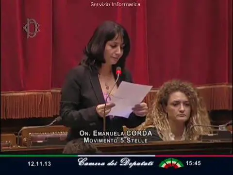 Nassiriya, la grillina commemora anche il kamikaze