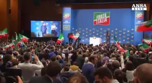 Berlusconi: "Il Quirinale mi dia grazia, io non la chiedo"