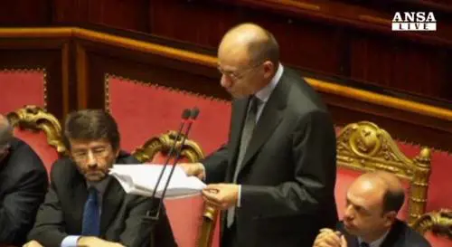 Letta: "Nuova fiducia dopo le primarie del Pd"