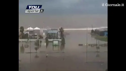 Schiavonea travolta dal ciclone