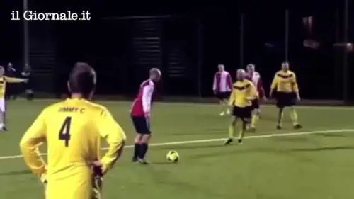 Paul Scholes, che gol da centrocampo!
