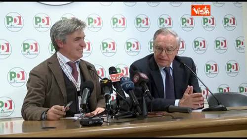Epifani annuncia la vittoria di Renzi