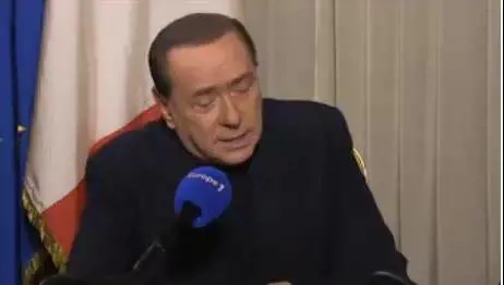 Berlusconi: "Se mi arrestano, ci sarà rivoluzione"