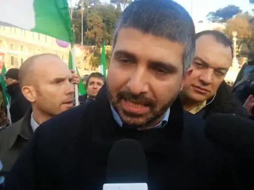 Il presidente di Casapound coi Forconi