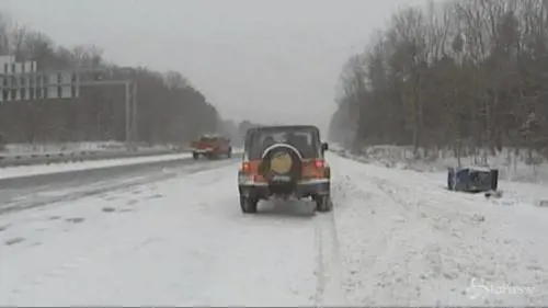 Tempesta di neve colpisce gli Usa