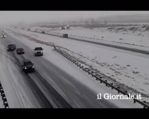 Colorado, strade ghiacciate e incidente a catena