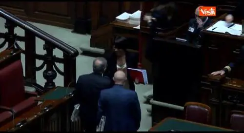 La De Girolamo arriva in Aula alla Camera
