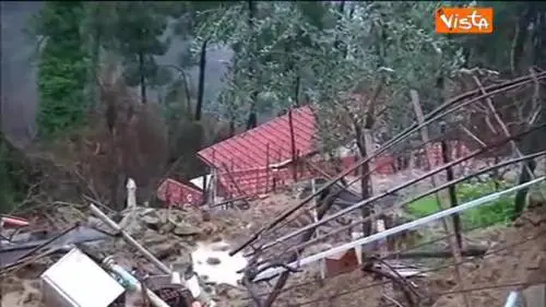 Imperia, crolla una casa: "Siamo vivi per miracolo"