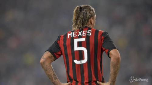 Mercato Milan, si cerca Essien di rinforzo. Mexes quasi in Turchia