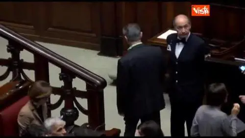 Bossi vota il decreto Imu-Bankitalia