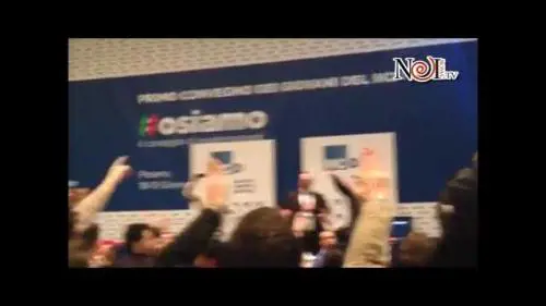 Convention di Ncd, il saluto romano durante l'Inno d'Italia