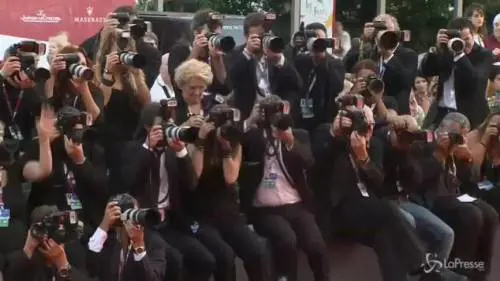 Scarlett Johansson non accetterebbe mai un appuntamento on line