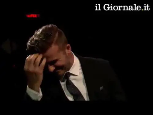 Uova in testa per David Beckham
