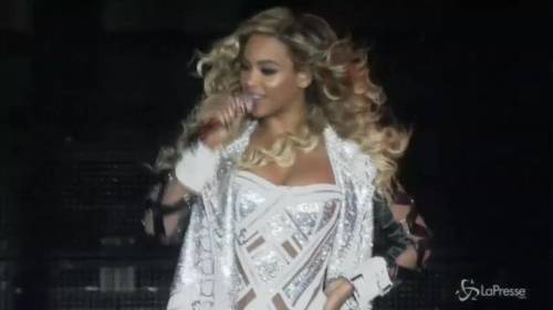 Nuovo tour di Beyoncé, tripudio a Birmingham