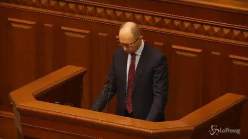 Ucraina, Arseniy Yatsenyuk nuovo primo ministro