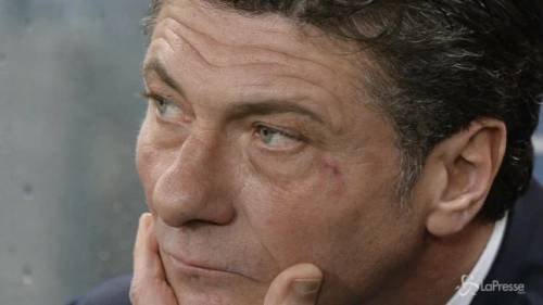 Roma e Inter deludono, ma l'arbitro non vede i pugni di De Rossi e Jesus