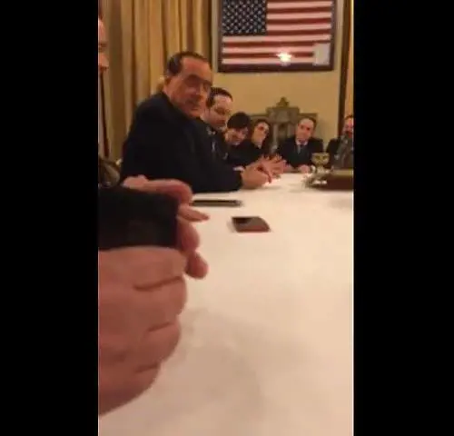 Berlusconi attacca i giudici