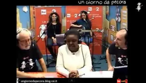 Dal ministero alla radio Kyenge canta Vamos a la Playa
