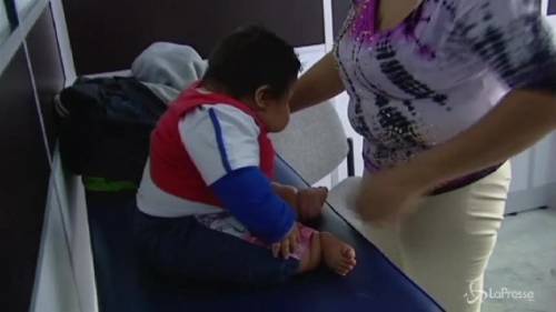 Colombia, bimbo di otto mesi che pesa 20 kg