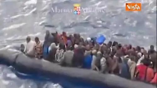 Clandestini soccorsi arrivano ad Agrigento