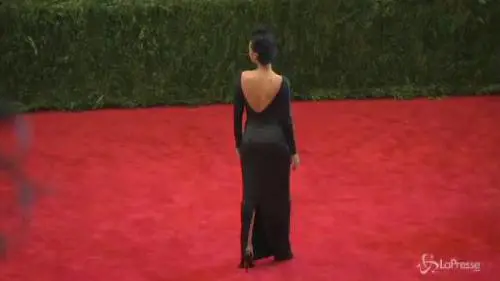 Licenziata poliziotta: divulgò le foto di Rihanna picchiata